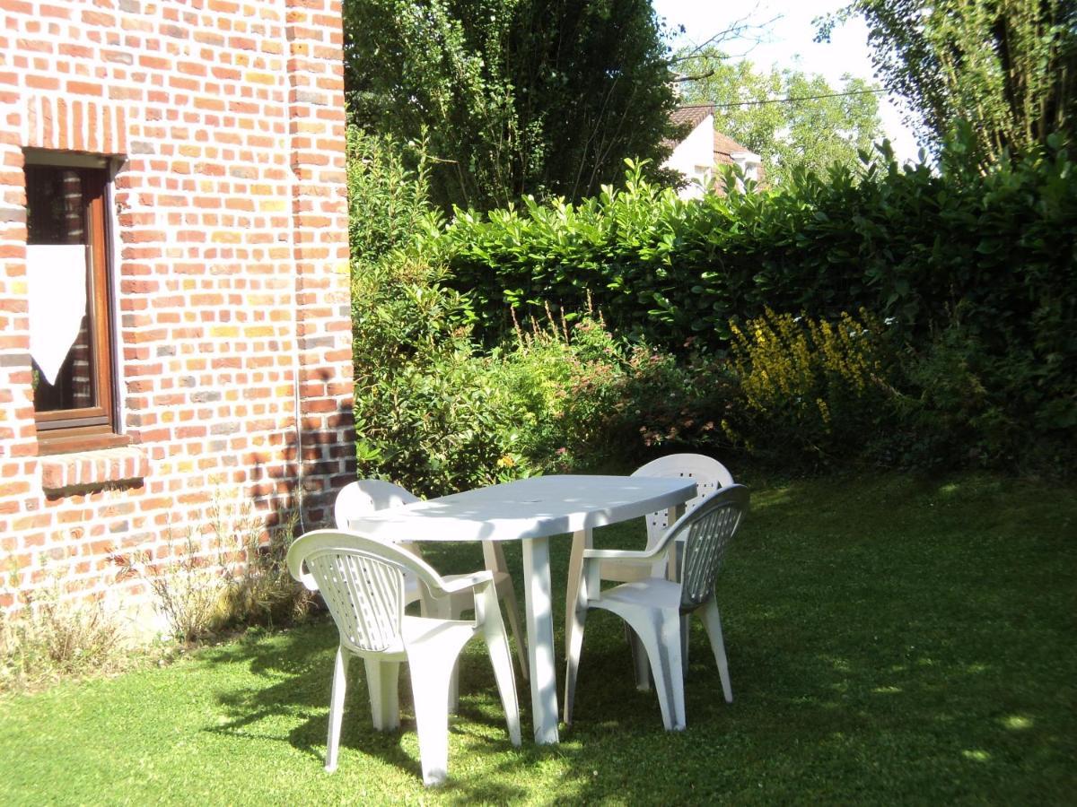 Chez Julie Panzió Beaucamps-Ligny Kültér fotó