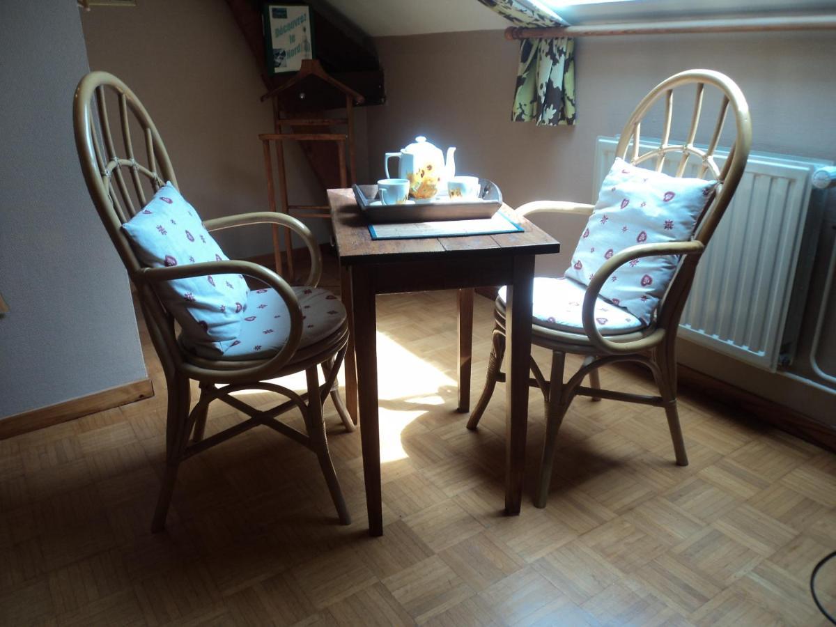 Chez Julie Panzió Beaucamps-Ligny Kültér fotó